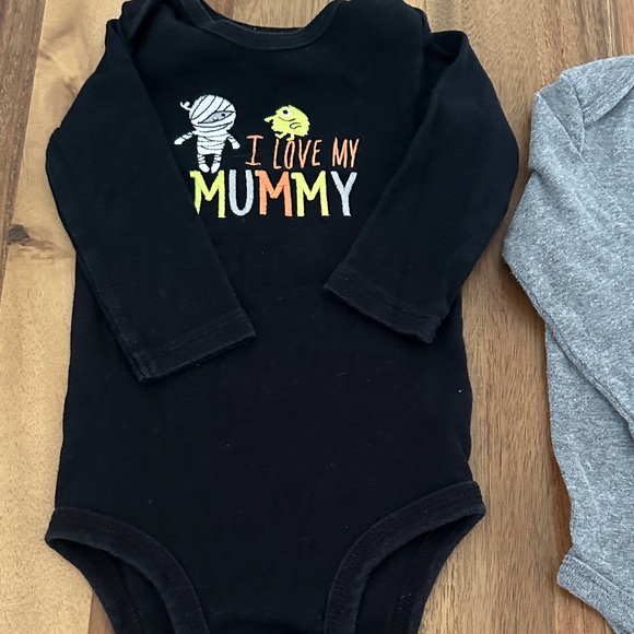 Carters One Pieces Set - Picture 3 of 4